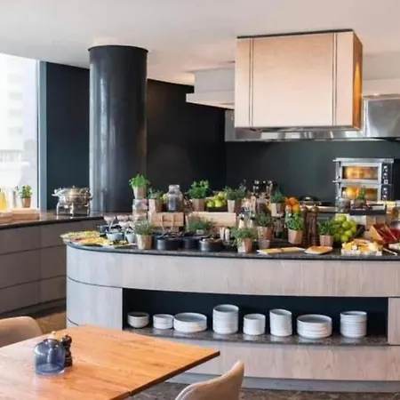 Royal Blu Haven: Luxurious Self-Catering Residences At Radisson Blu Umhlanga Durban Buitenkant foto