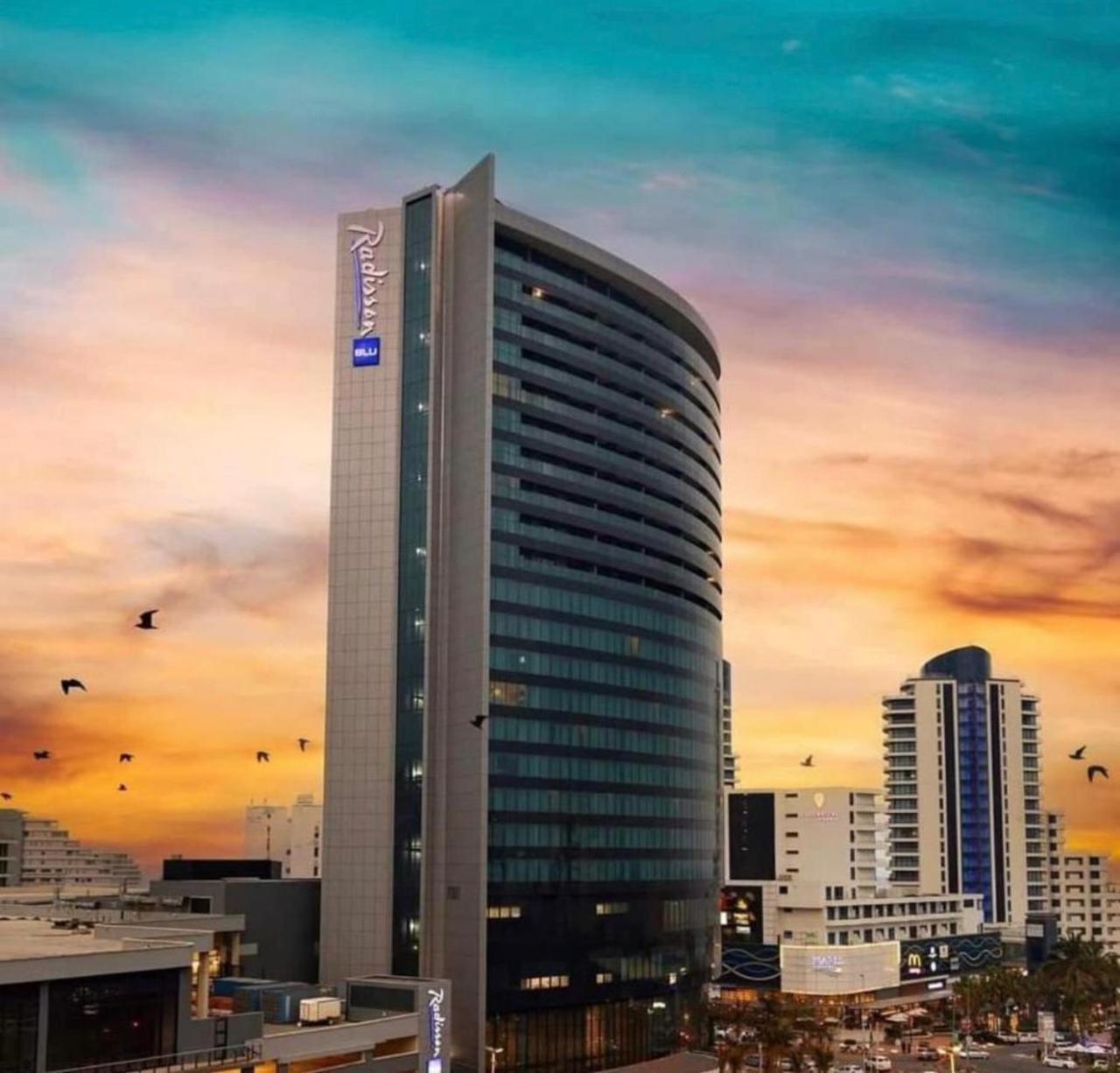Royal Blu Haven: Luxurious Self-catering Residences At Radisson Blu Umhlanga * Durban